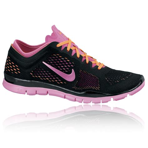 women's cross training shoes.